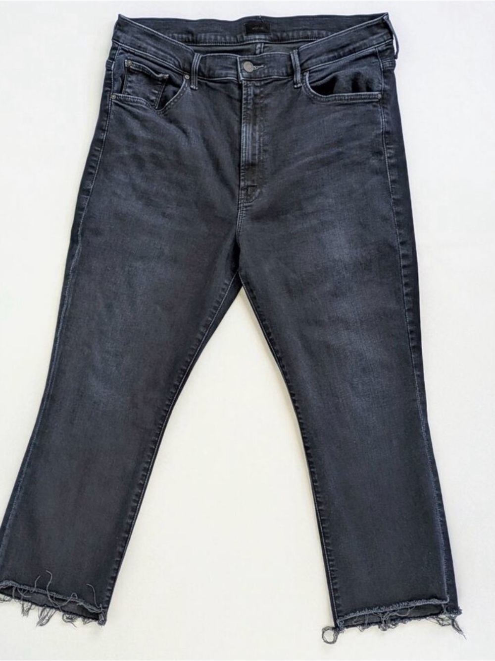 MOTHER Jeans Insider Crop  Fray Women's 34 Black 
Night in Paris Wash Stretch